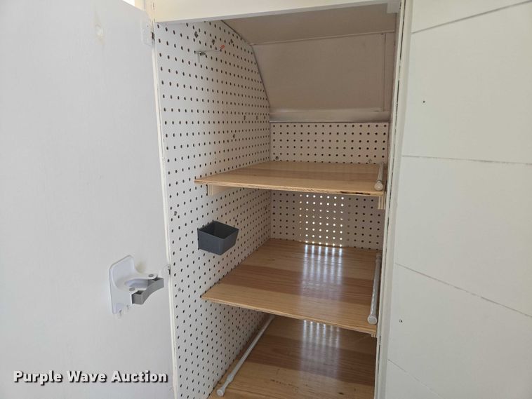 image for item EN8303 2011 Ford E450 RV