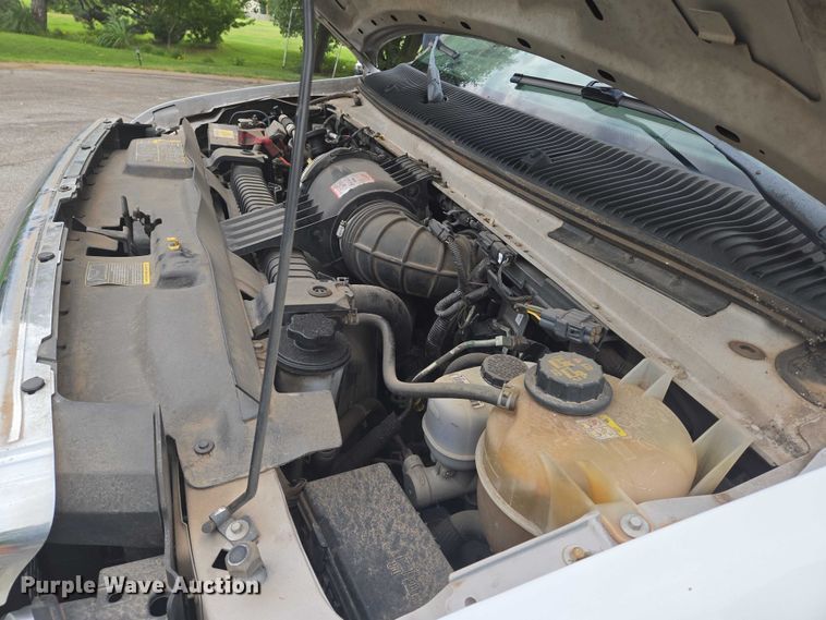 image for item EN8303 2011 Ford E450 RV