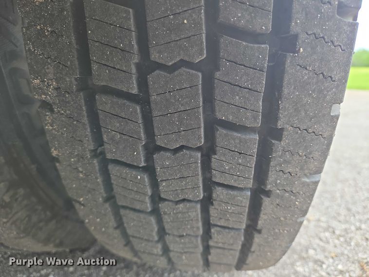 image for item EN8303 2011 Ford E450 RV