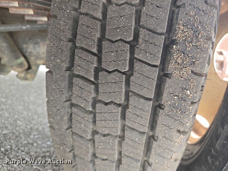 image for item EN8303 2011 Ford E450 RV