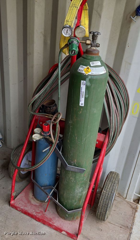 image for item EO0860 Cutting torch bottles