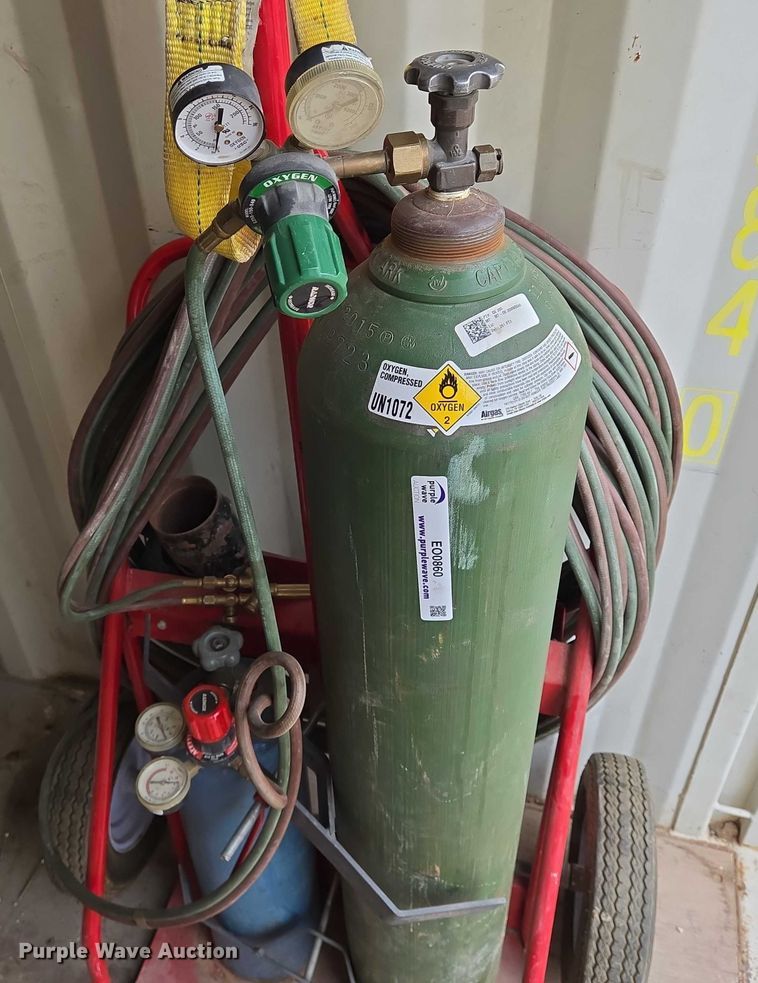 image for item EO0860 Cutting torch bottles