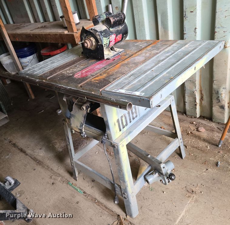 image for item EO0892 Delta table saw 