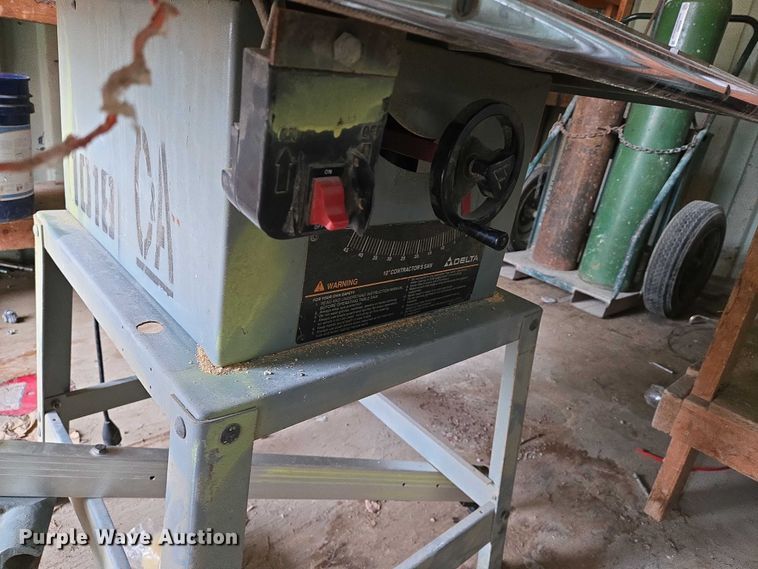 image for item EO0892 Delta table saw 