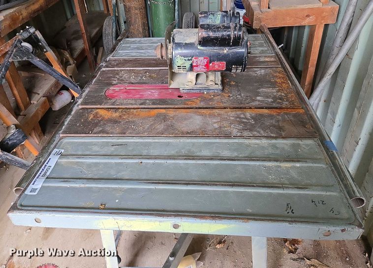 image for item EO0892 Delta table saw 