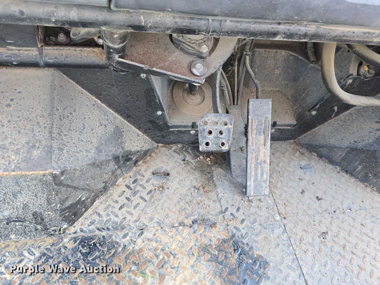 image for item EO1540 2012 Kawasaki Mule 4010 utility vehicle