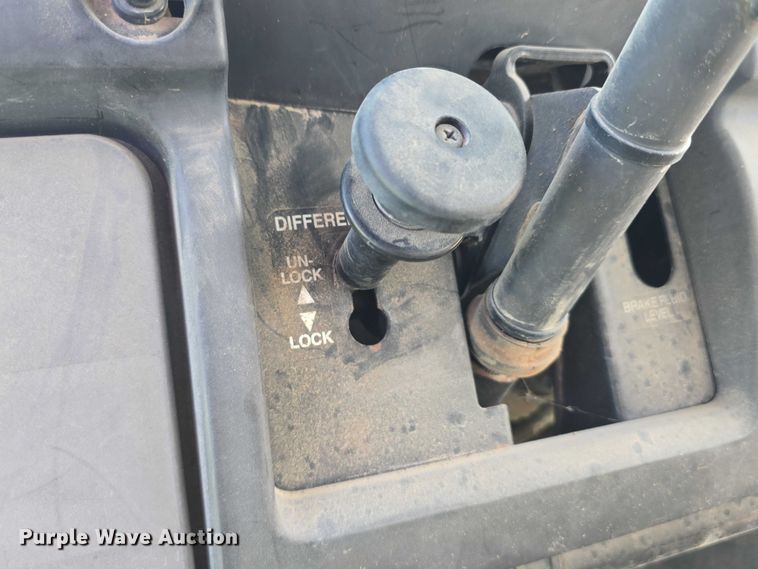 image for item EO1540 2012 Kawasaki Mule 4010 utility vehicle