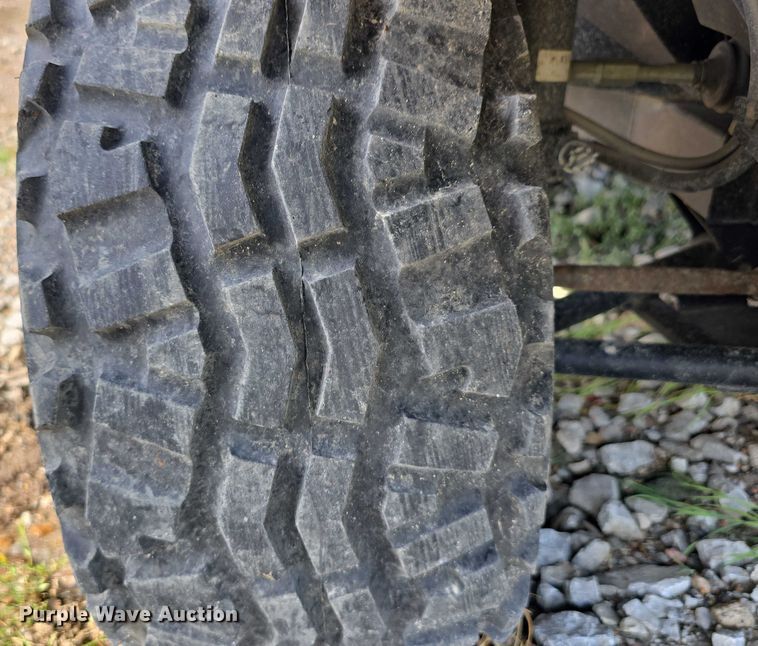 image for item EO1540 2012 Kawasaki Mule 4010 utility vehicle