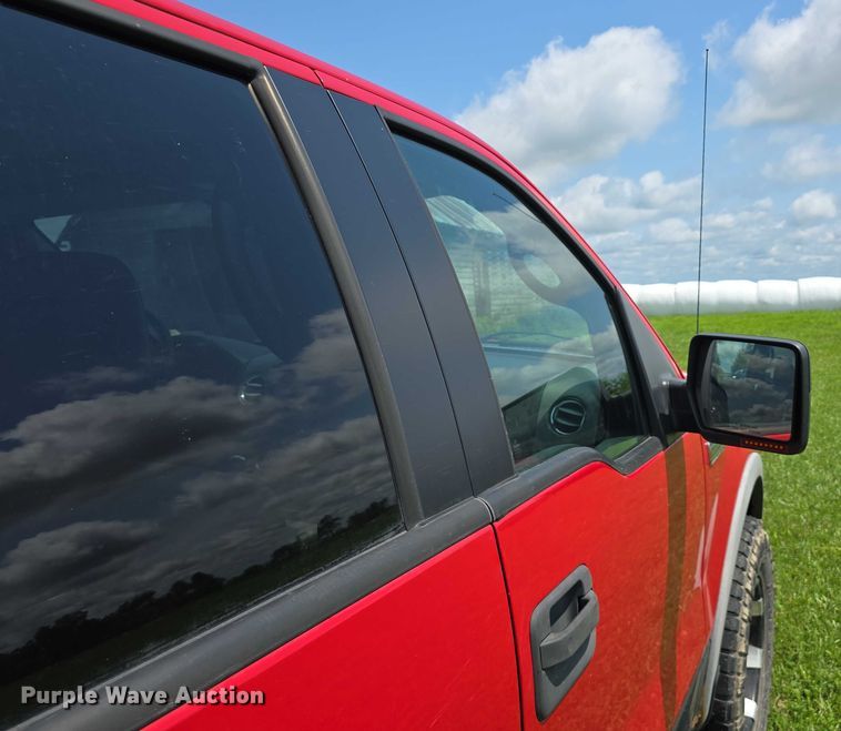 image for item EO1541 2006 Ford F150 SuperCrew pickup truck