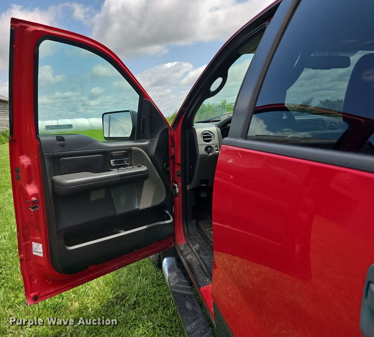 image for item EO1541 2006 Ford F150 SuperCrew pickup truck