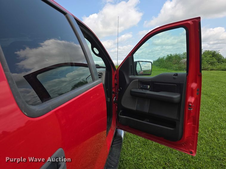 image for item EO1541 2006 Ford F150 SuperCrew pickup truck