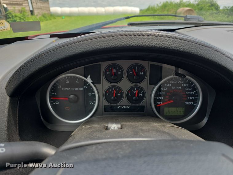 image for item EO1541 2006 Ford F150 SuperCrew pickup truck