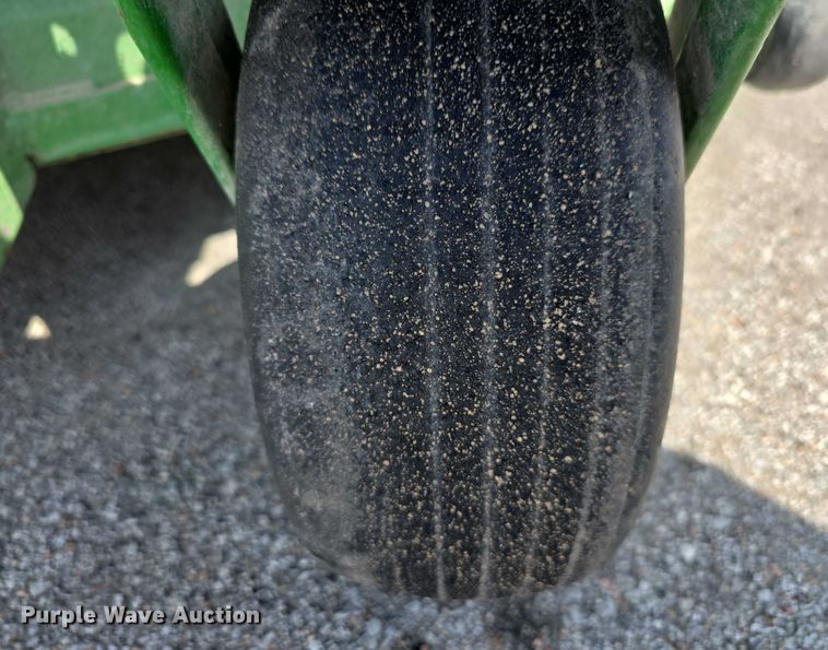 image for item EO1577 2017 John Deere Z960M ZTR lawn mower