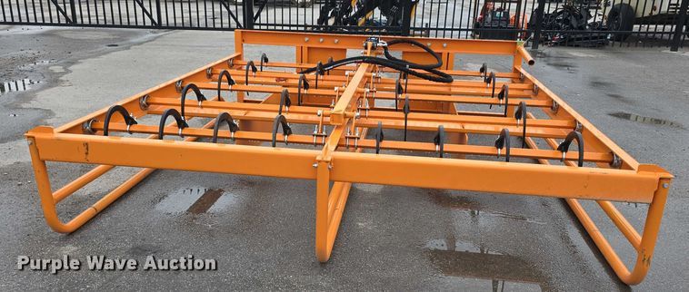 image for item EO1580 2024 LandHonor HAG-12-24Q skid steer hay accumulator grapple