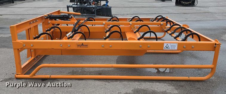 image for item EO1580 2024 LandHonor HAG-12-24Q skid steer hay accumulator grapple