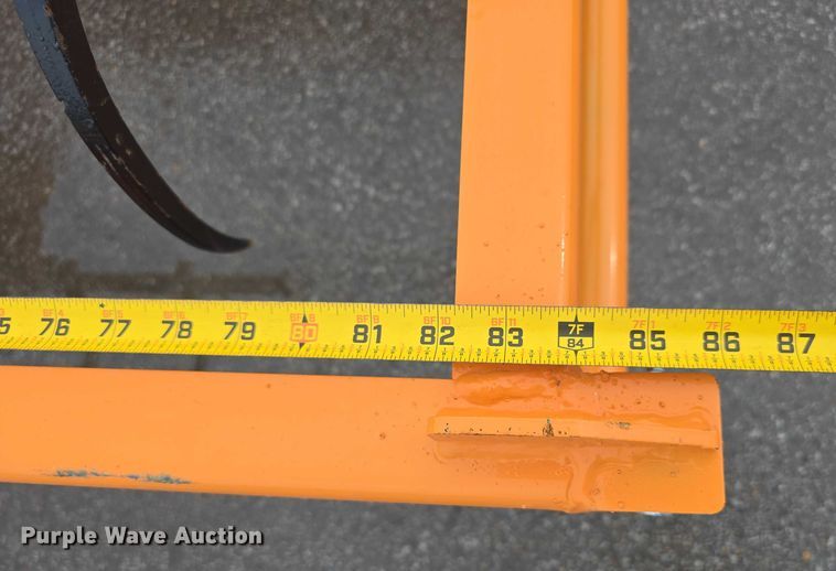 image for item EO1580 2024 LandHonor HAG-12-24Q skid steer hay accumulator grapple