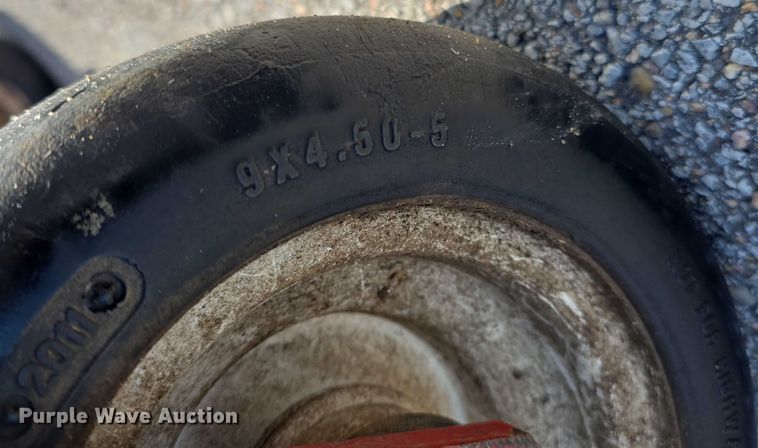 image for item EO1596 Exmark Staris E-Series lawn mower