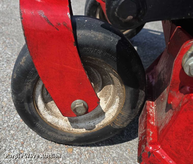 image for item EO1596 Exmark Staris E-Series lawn mower