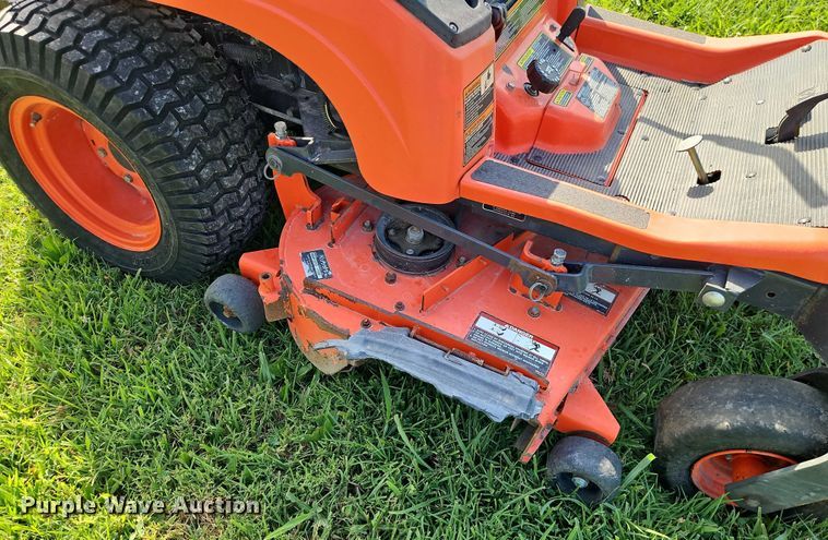 image for item EO4571 Kubota ZD221 lawn mower