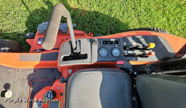 image for item EO4571 Kubota ZD221 lawn mower