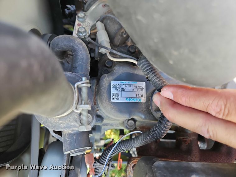 image for item EO4571 Kubota ZD221 lawn mower