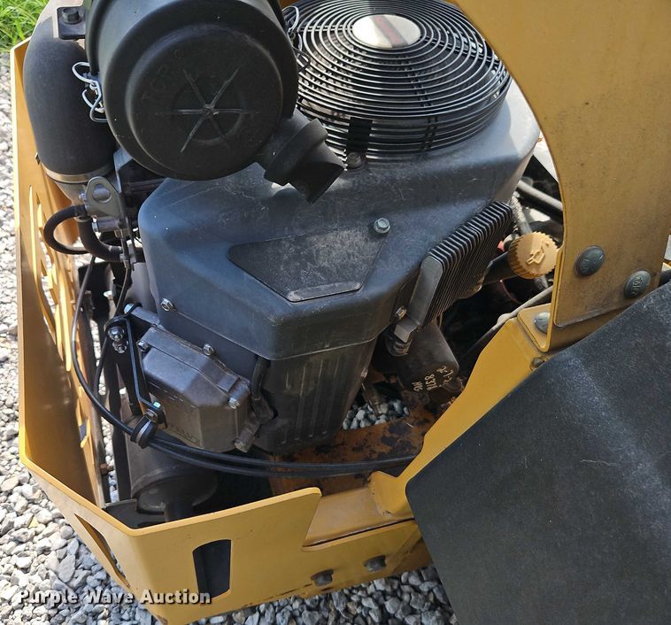 image for item EO4572 Hustler 932152 lawn mower