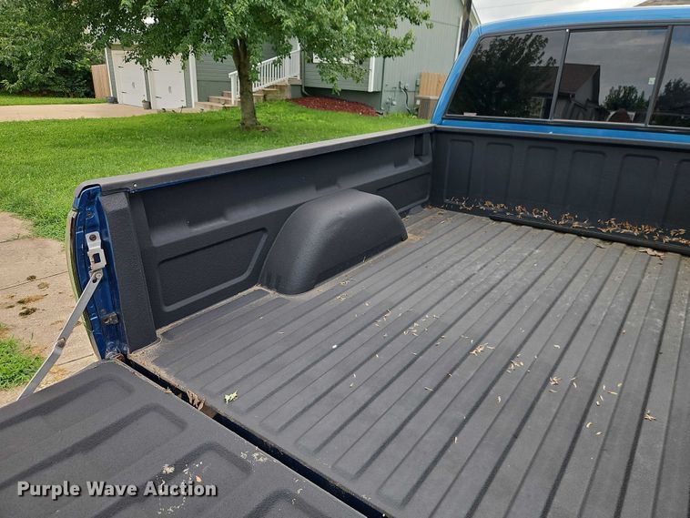 image for item EO4579 1991 Chevrolet K1500 pickup truck