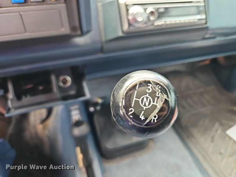 image for item EO4579 1991 Chevrolet K1500 pickup truck