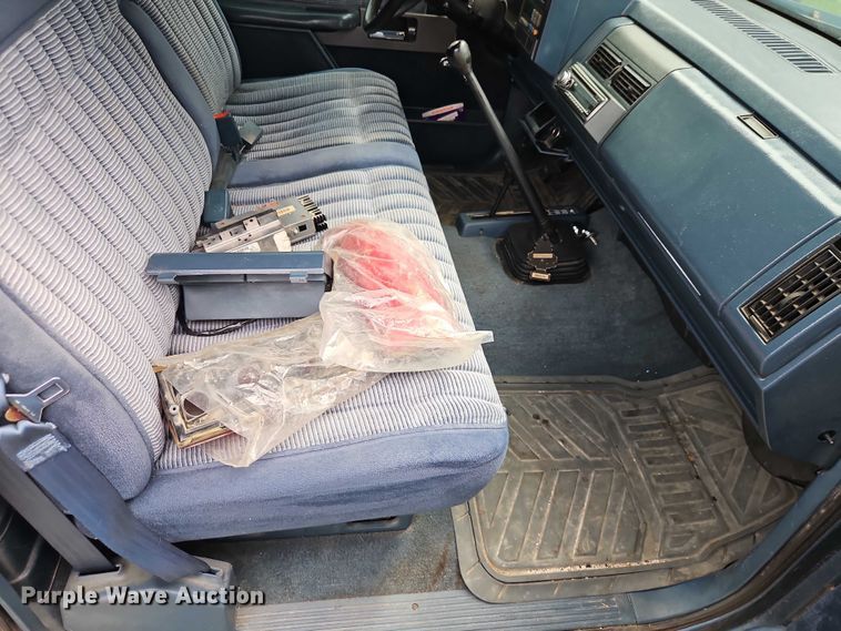 image for item EO4579 1991 Chevrolet K1500 pickup truck