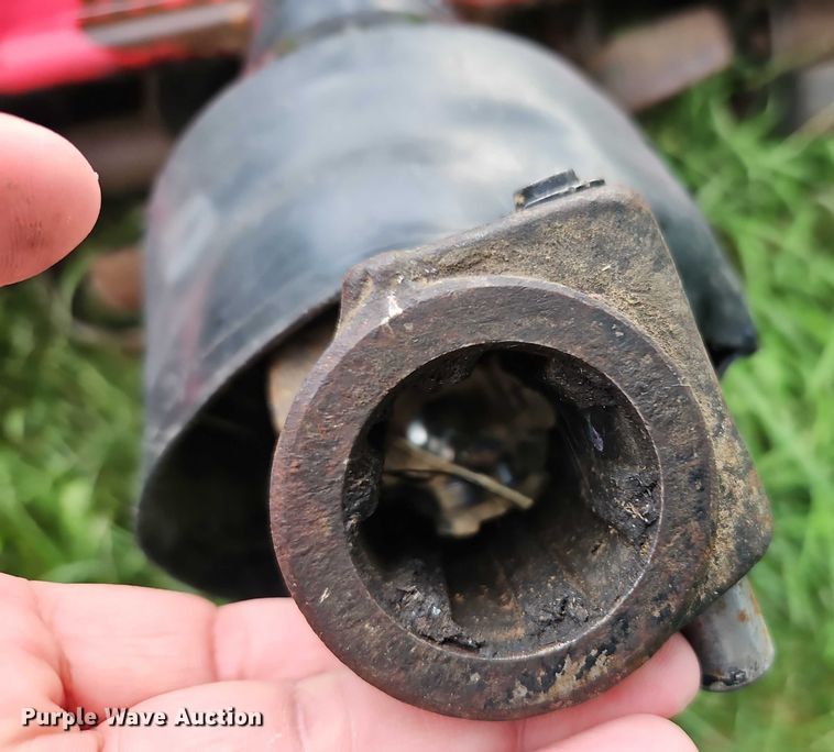 image for item EO4587 Mahindra tiller