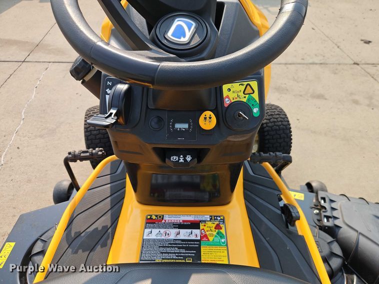 image for item EO4593 2019 Cub Cadet XT1 LT50 lawn mower