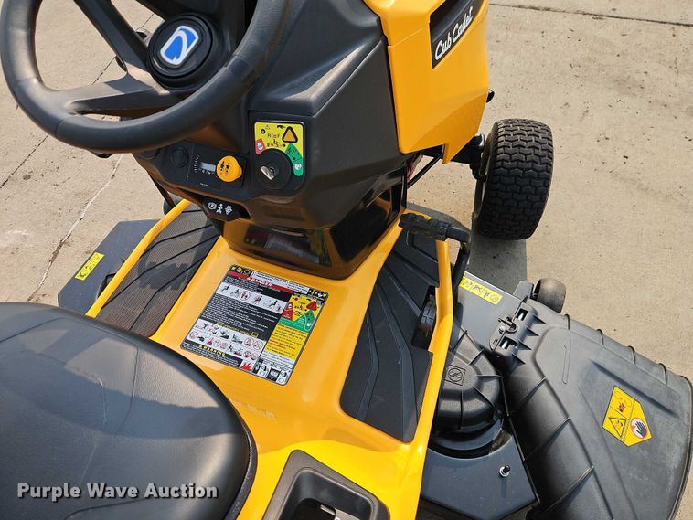 image for item EO4593 2019 Cub Cadet XT1 LT50 lawn mower