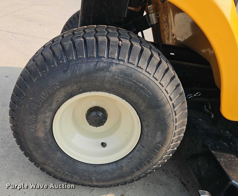 image for item EO4593 2019 Cub Cadet XT1 LT50 lawn mower