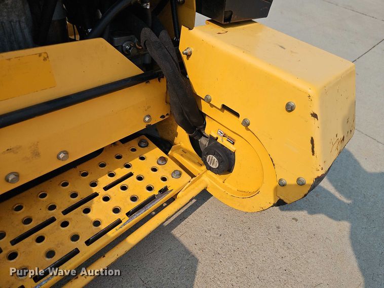 image for item EO4595 EverRide ESKH1848S ZTR lawn mower