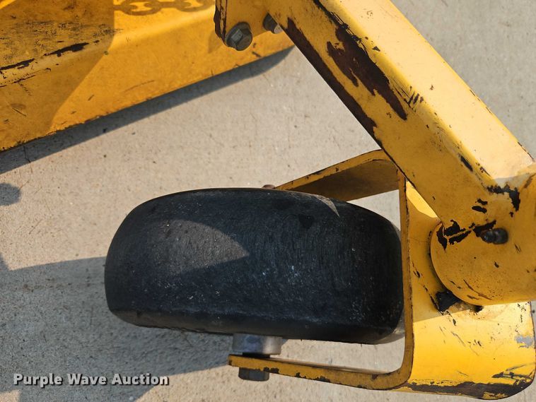 image for item EO4595 EverRide ESKH1848S ZTR lawn mower