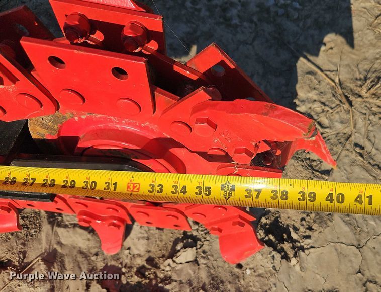 image for item EO4596 2024 GIYI GY-X380 skid steer trencher