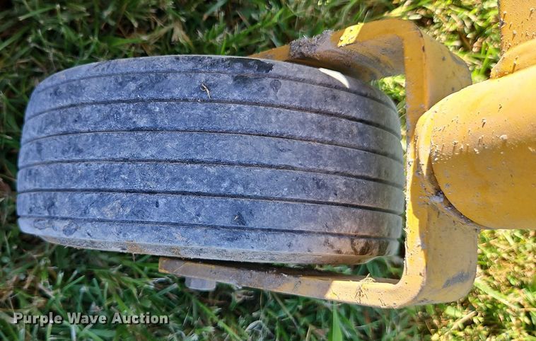 image for item EO4598 Hustler FasTrak ZTR lawn mower