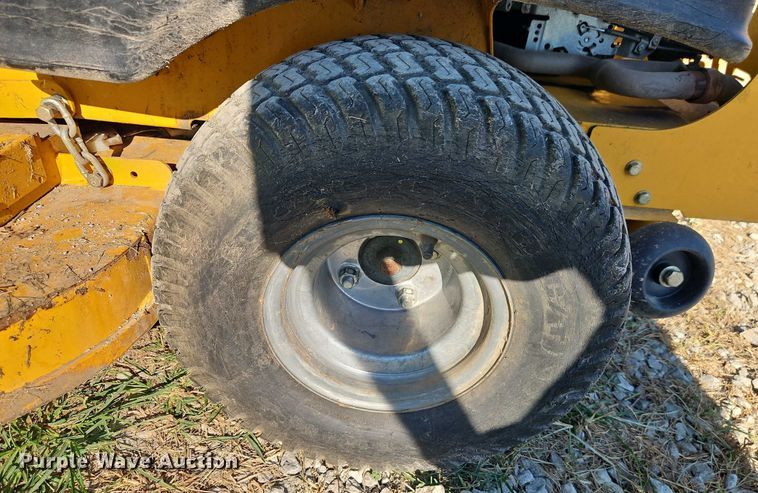 image for item EO4598 Hustler FasTrak ZTR lawn mower