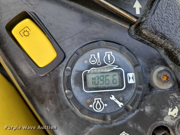 image for item EO4601 John Deere Z930M ZTR lawn mower