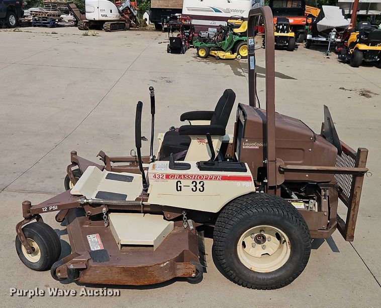 image for item EO4603 2008 Grasshopper 432 ZTR lawn mower