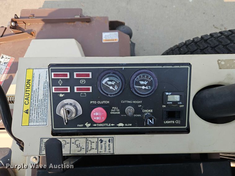 image for item EO4603 2008 Grasshopper 432 ZTR lawn mower