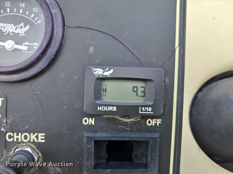 image for item EO4603 2008 Grasshopper 432 ZTR lawn mower