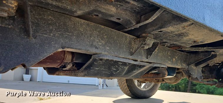 image for item EO4608 1994 Jeep Wrangler S SUV