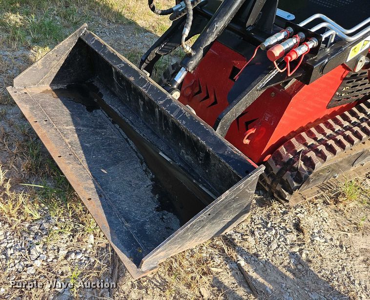 image for item EO4610 2024 EGN EG380T compact utility loader