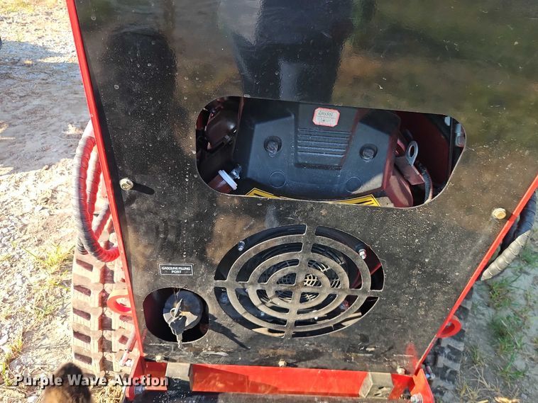 image for item EO4610 2024 EGN EG380T compact utility loader