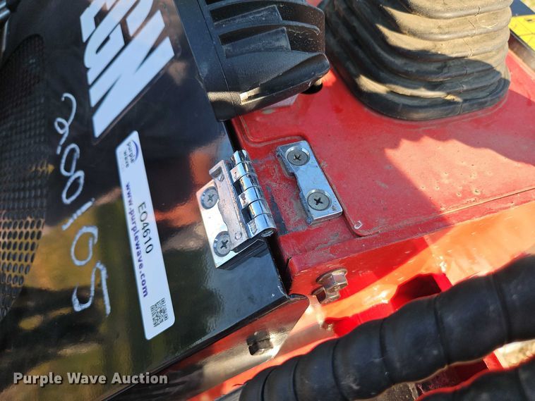 image for item EO4610 2024 EGN EG380T compact utility loader