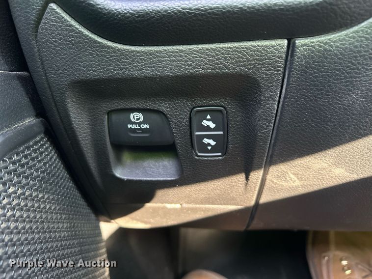 image for item EQ0515 2021 Dodge  Ram 1500 Crew Cab pickup truck