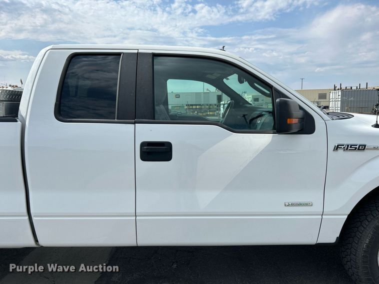 image for item EQ0523 2013 Ford F150 SuperCab pickup truck