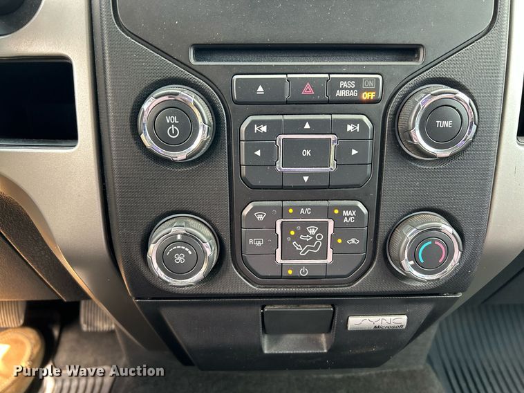 image for item EQ0523 2013 Ford F150 SuperCab pickup truck