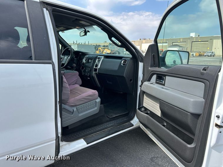 image for item EQ0523 2013 Ford F150 SuperCab pickup truck